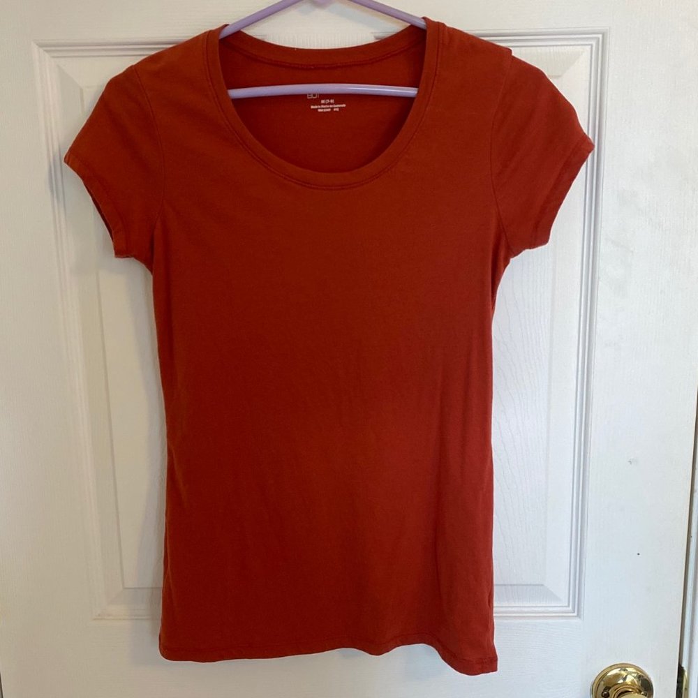 Red Tee